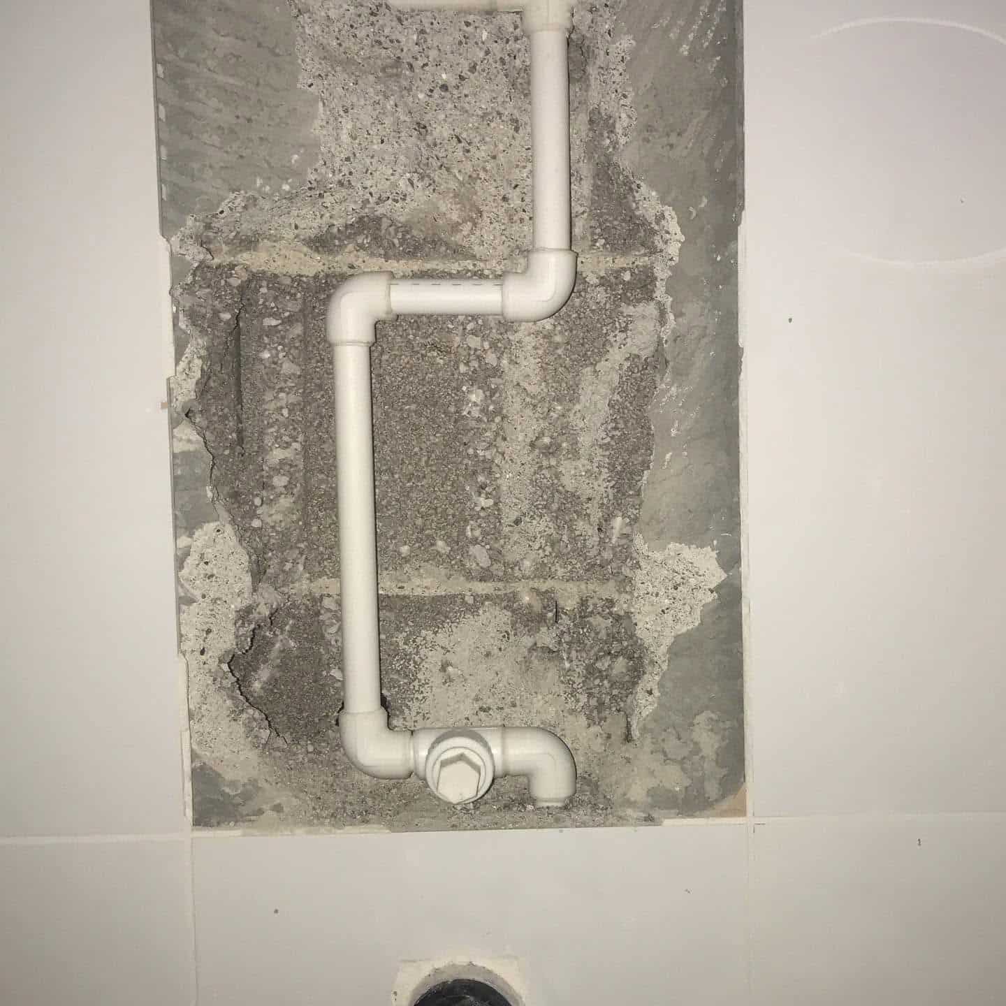 Duvar içinde PVC su borusu tesisatı kontrolü